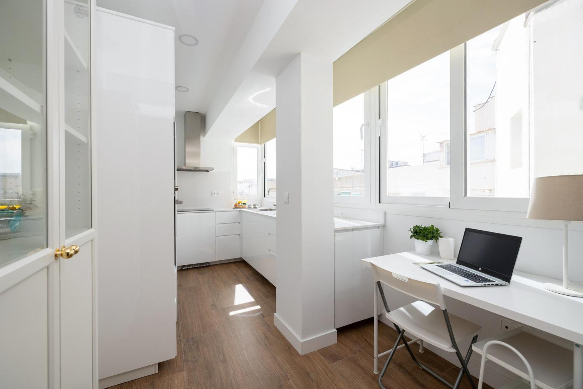 Apartment Center Heaven *